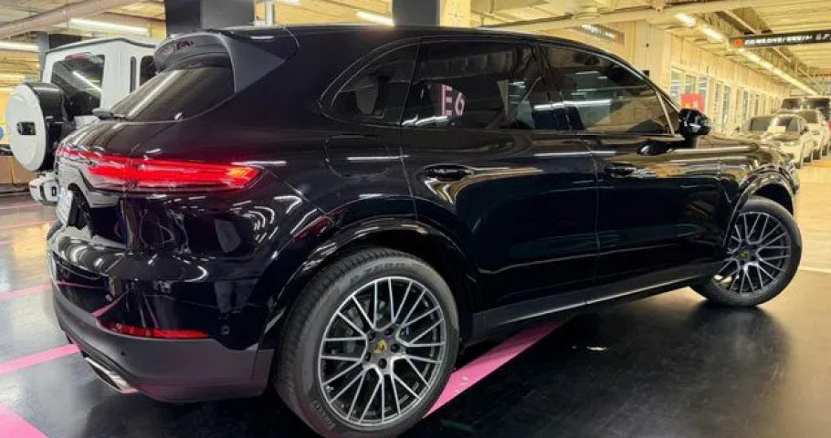 Porsche Cayenne 