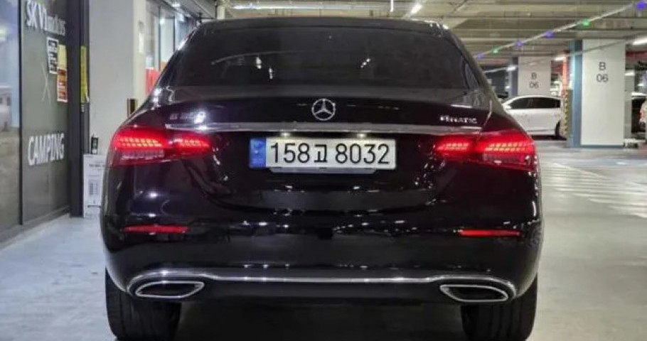 Mercedes-Benz E-Class 