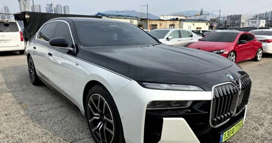 Bmw 7-Series 