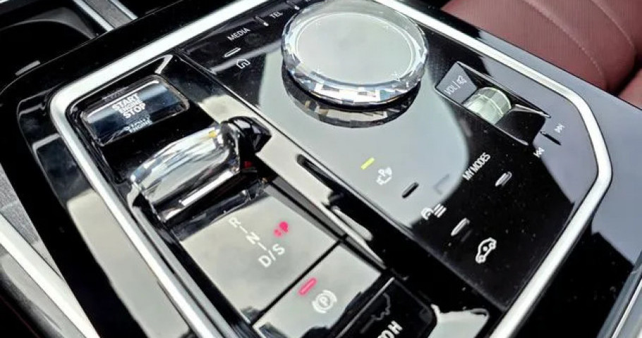 Bmw 7-Series 