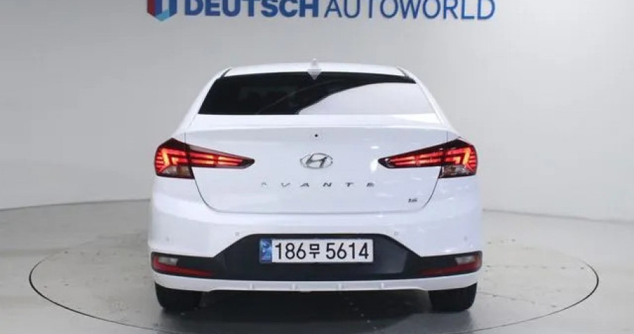 Hyundai Avante (Elantra) 