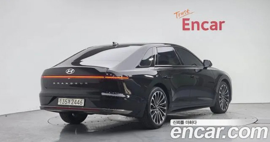 Hyundai Grandeur 