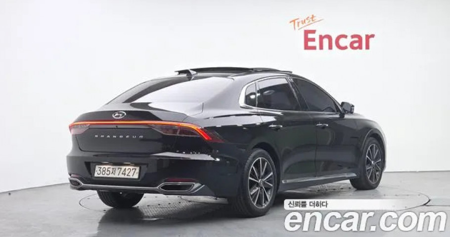 Hyundai Grandeur 