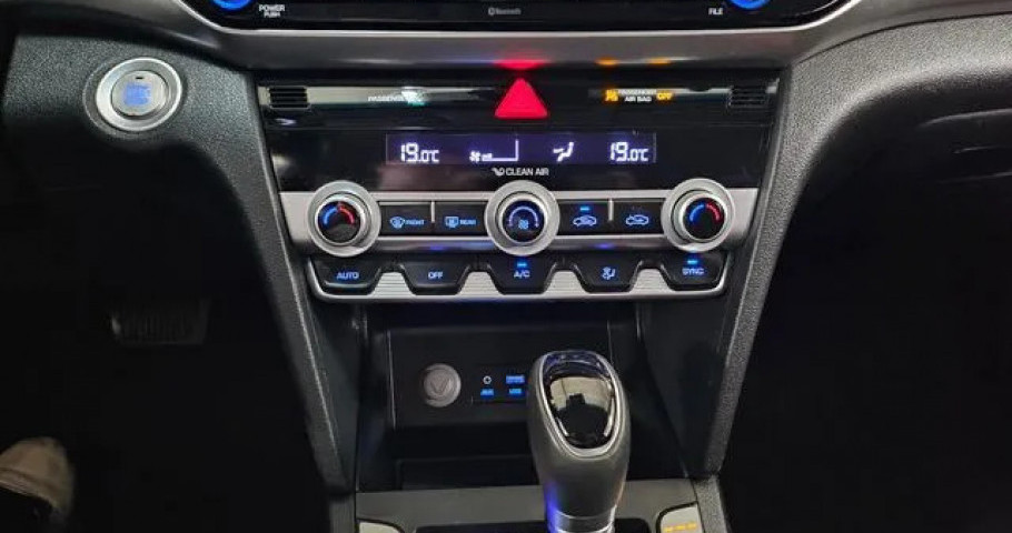 Hyundai Avante (Elantra) 