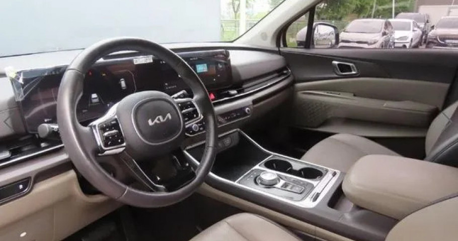 Kia Carnival 