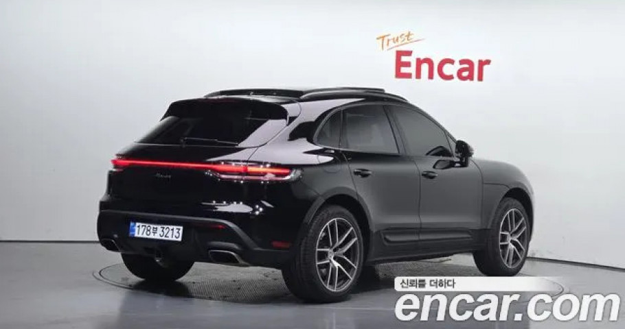 Porsche Macan 