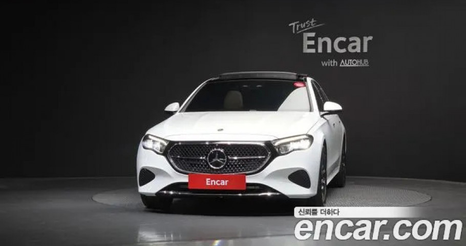 Mercedes-Benz E-Class 