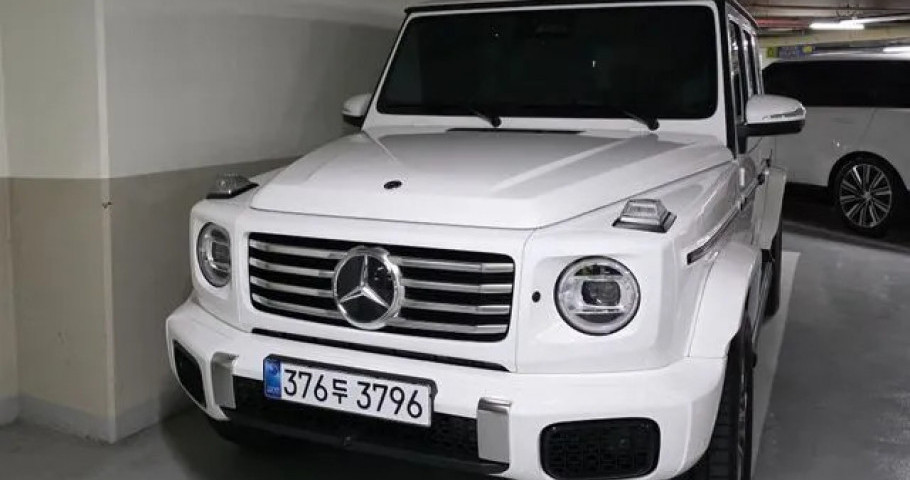 Mercedes-Benz G-Class 