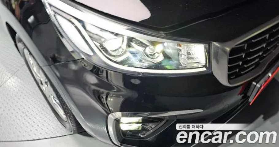 Kia Carnival 