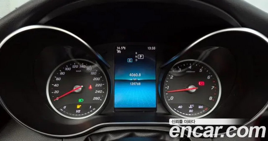 Mercedes-Benz C-Class 