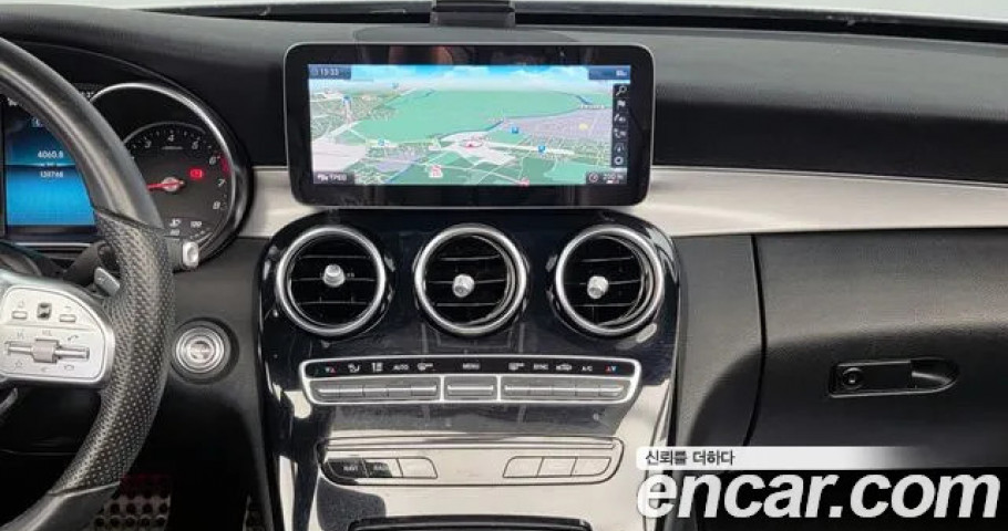 Mercedes-Benz C-Class 