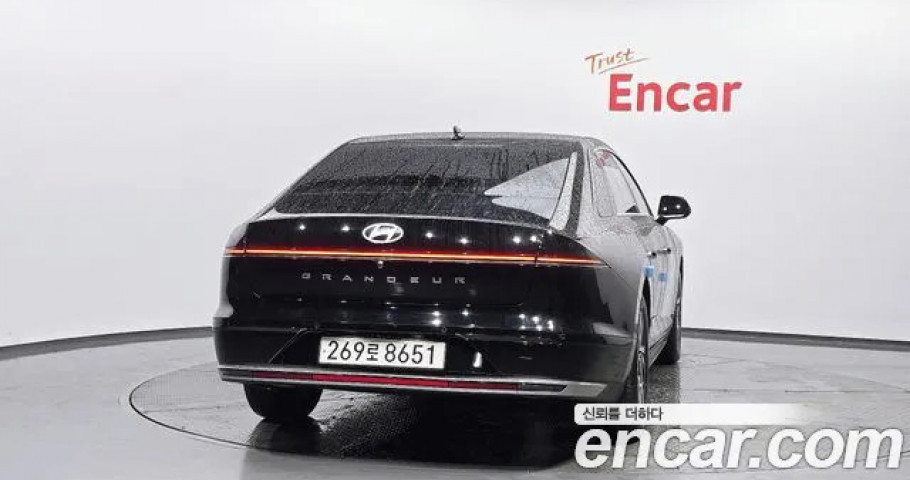 Hyundai Grandeur 