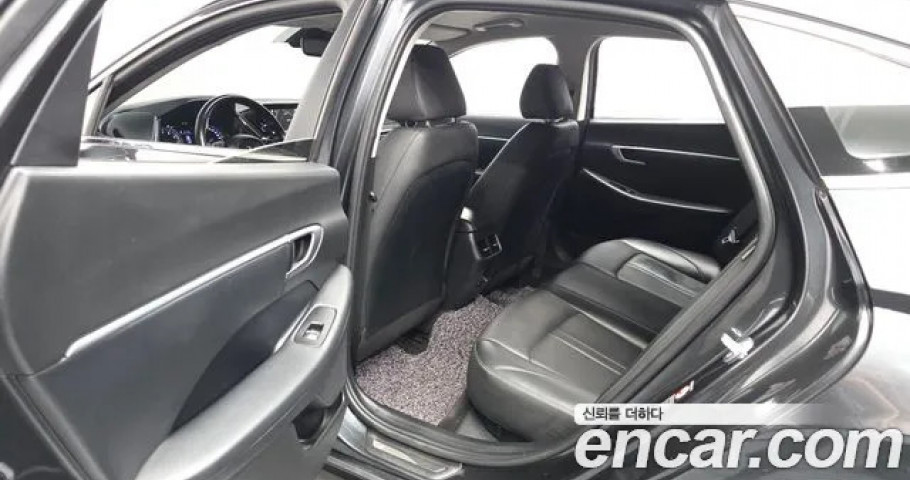 Hyundai Sonata 