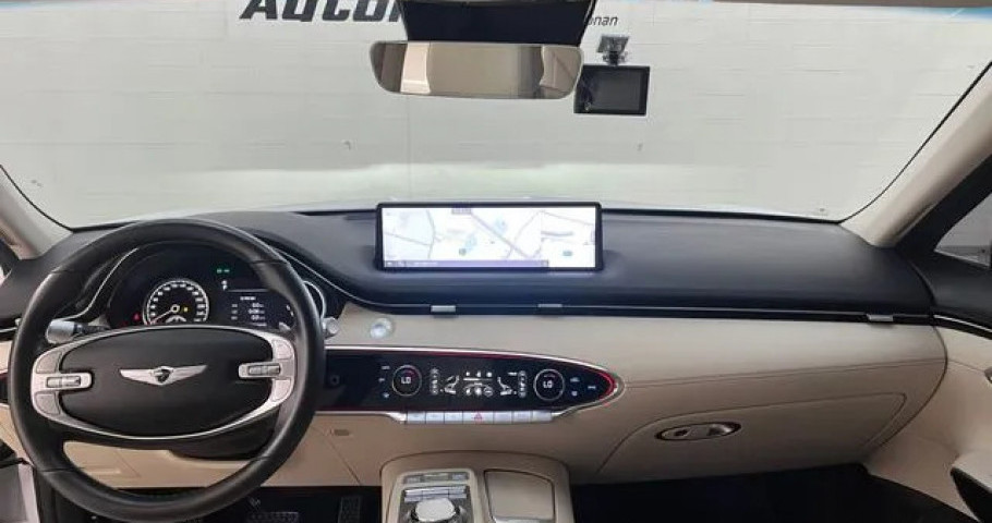Genesis Gv70 