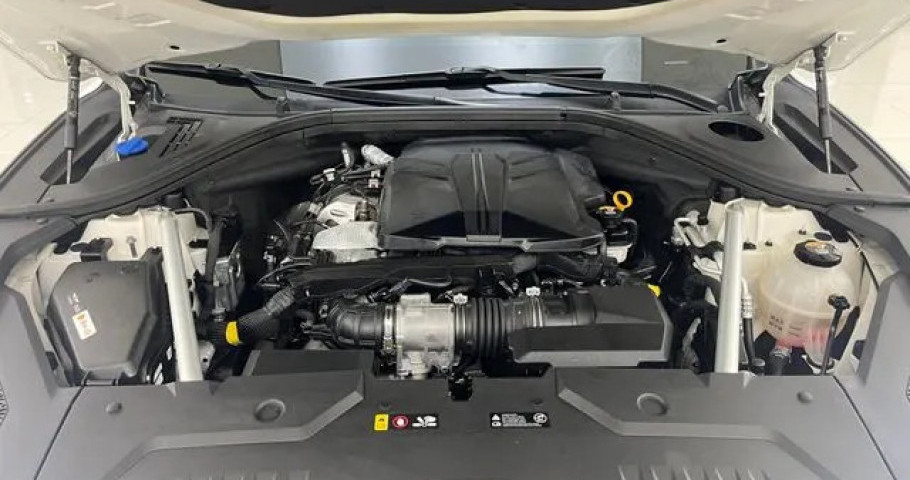 Genesis Gv70 