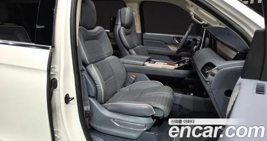 Lincoln Navigator 