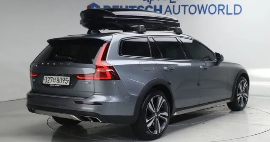 Volvo V60 