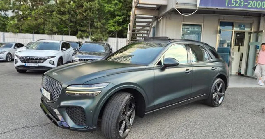 Genesis Gv70 