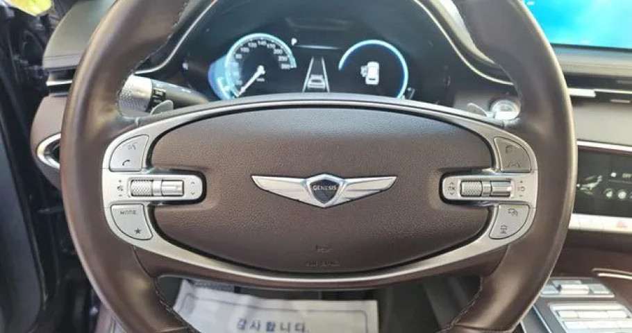 Genesis Gv70 