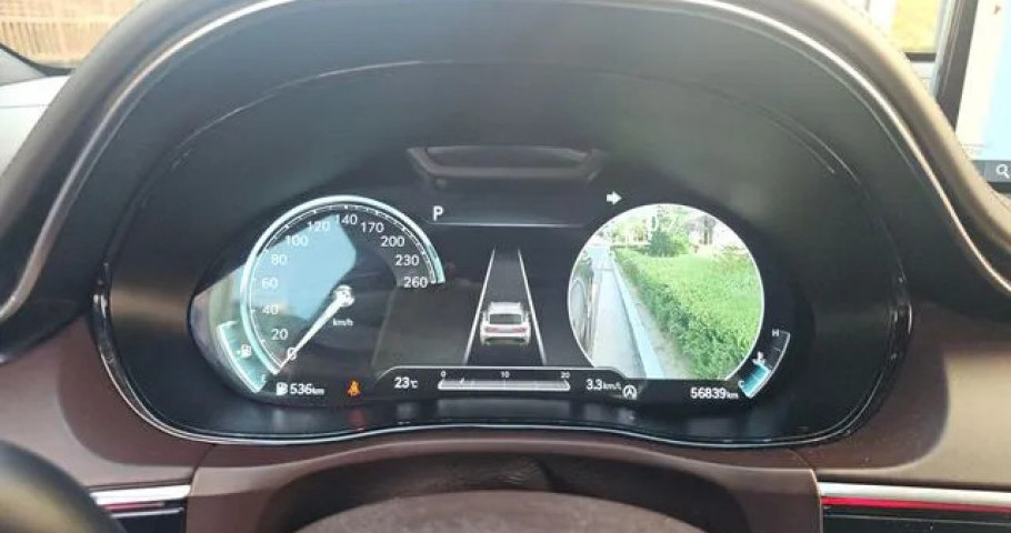 Genesis Gv70 