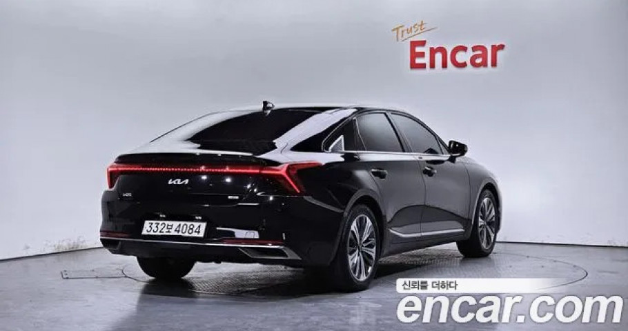 Kia K8 