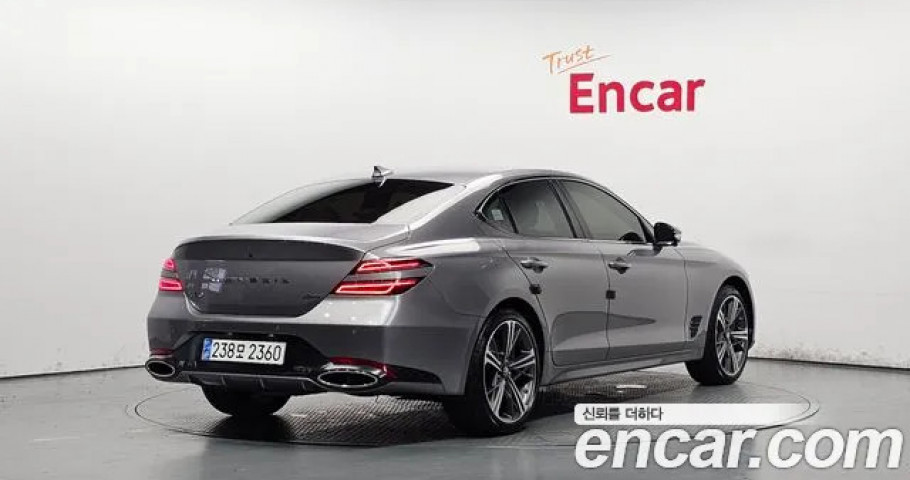 Genesis G70 
