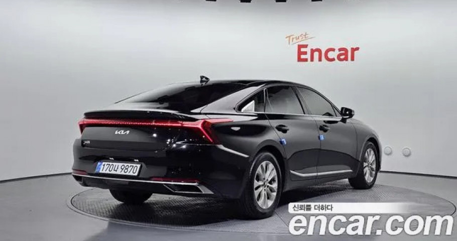 Kia K8 