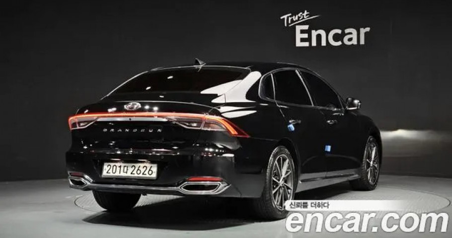 Hyundai Grandeur 