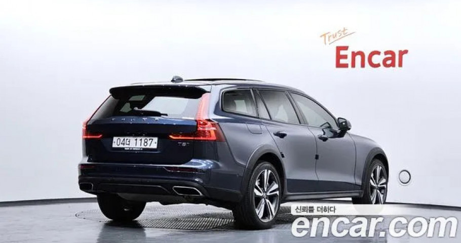Volvo V60 
