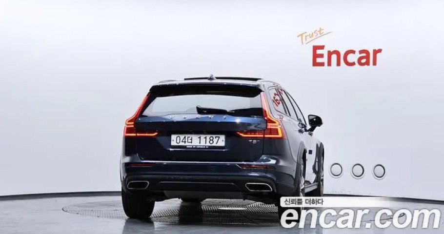 Volvo V60 