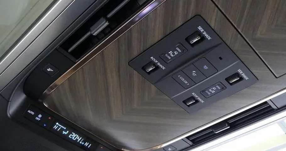 Lexus Lm 