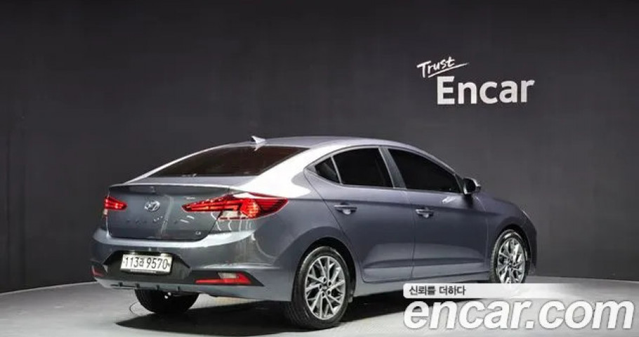 Hyundai Avante (Elantra) 