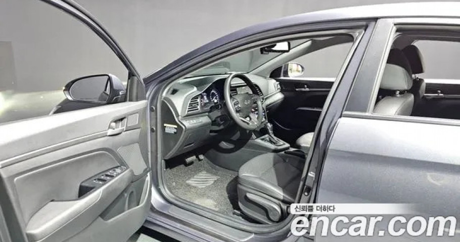 Hyundai Avante (Elantra) 