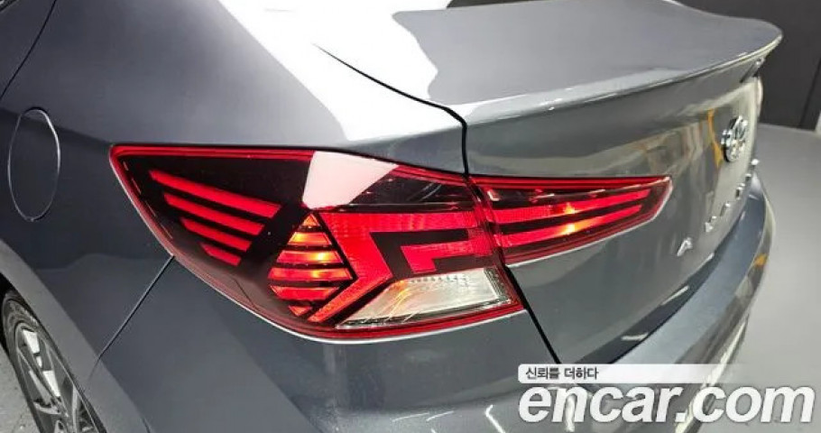 Hyundai Avante (Elantra) 
