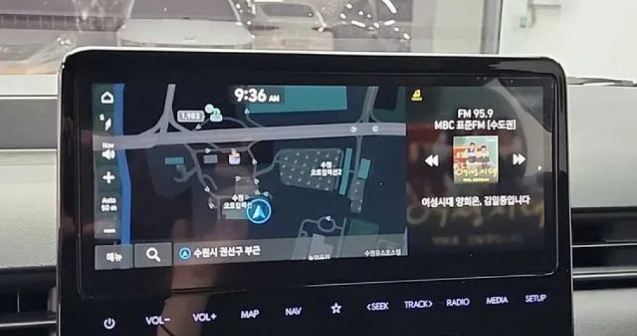 Hyundai Staria 