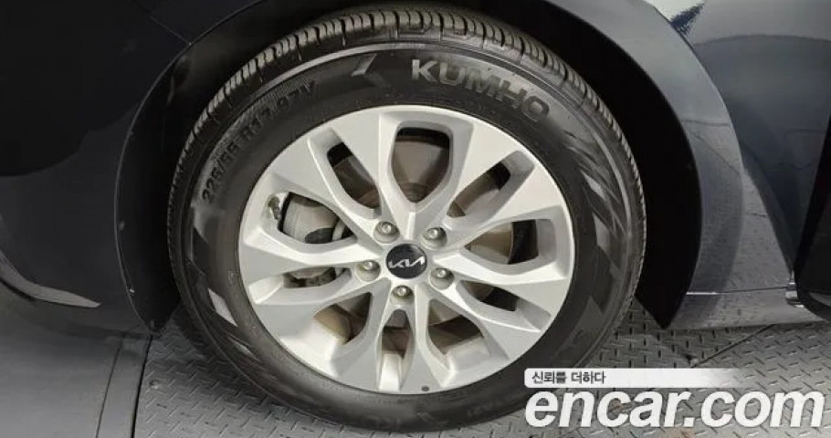 Kia K8 