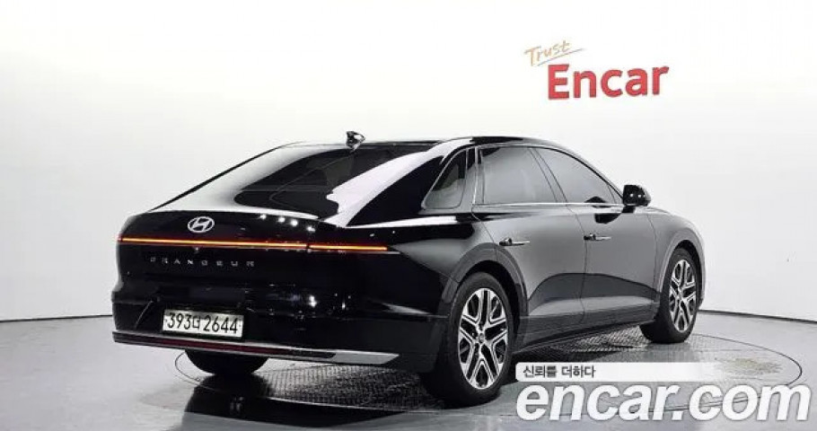 Hyundai Grandeur 