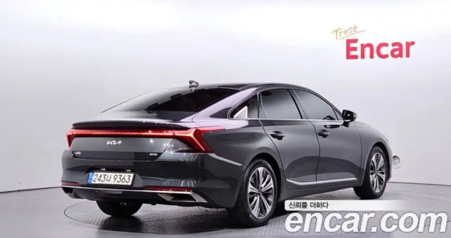 Kia K8 