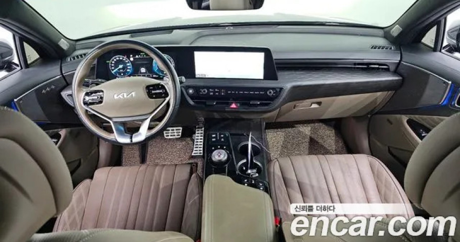 Kia K8 
