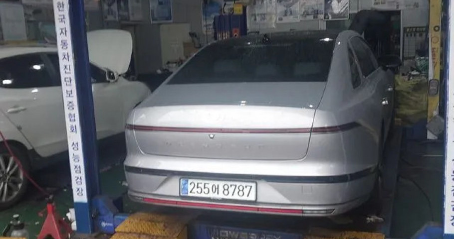 Hyundai Grandeur 