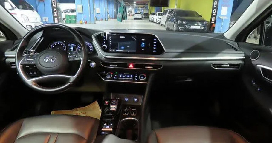 Hyundai Sonata 