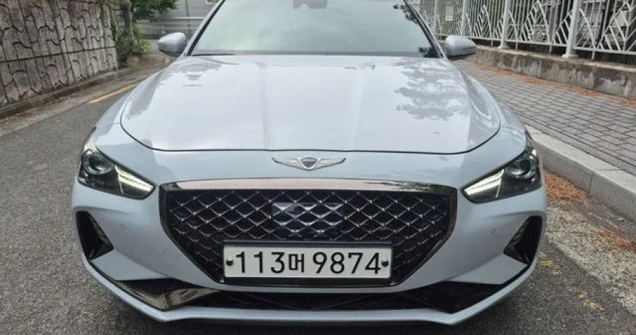 Genesis G70 