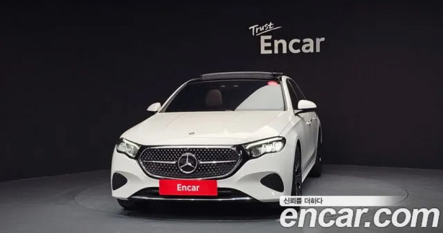 Mercedes-Benz E-Class 