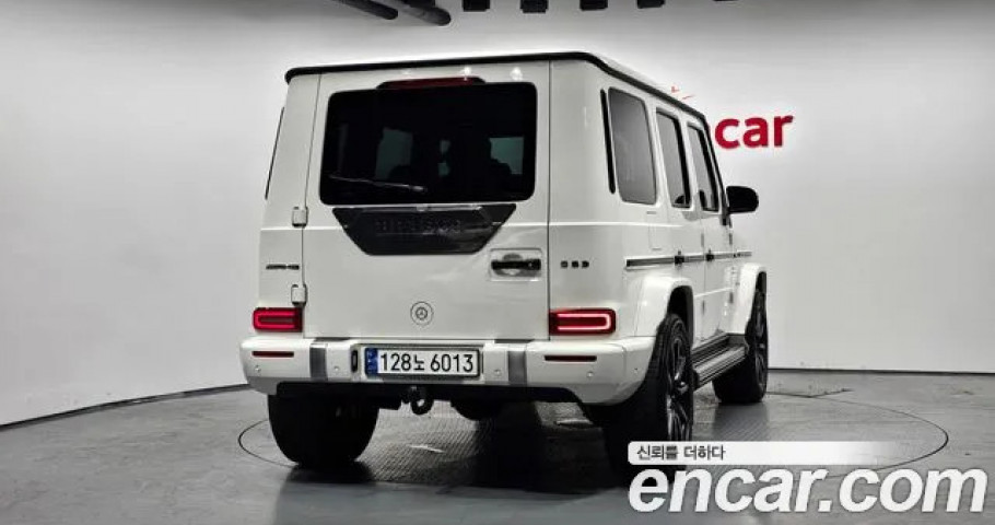 Mercedes-Benz G-Class 