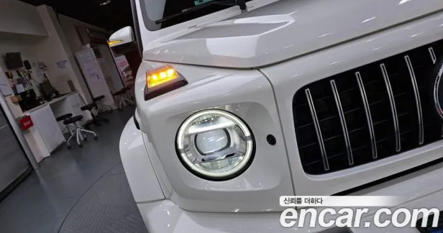 Mercedes-Benz G-Class 