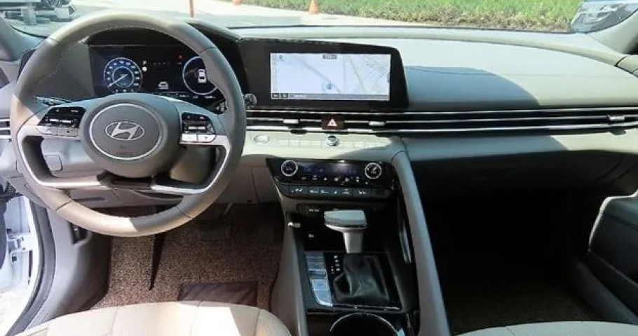 Hyundai Avante (Elantra) 