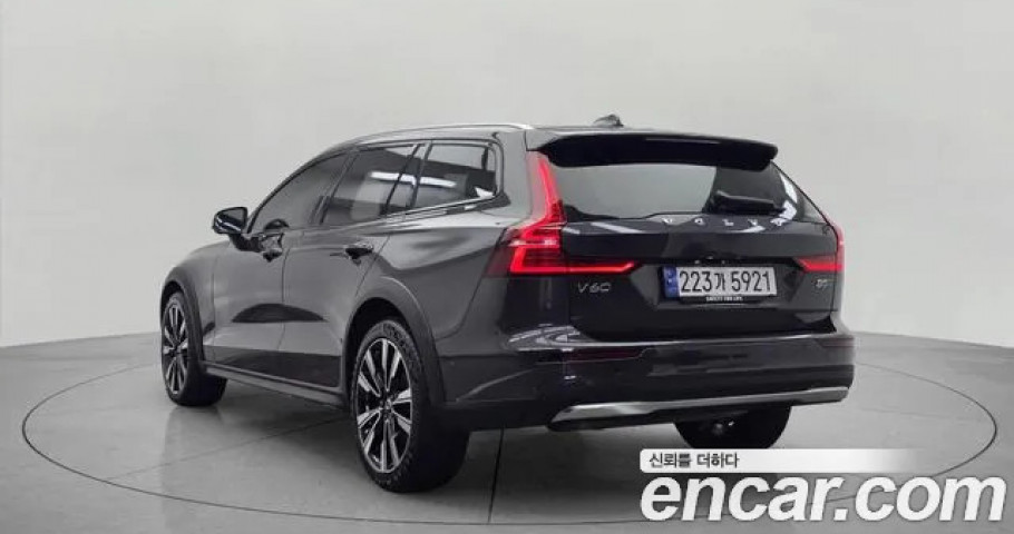 Volvo V60 