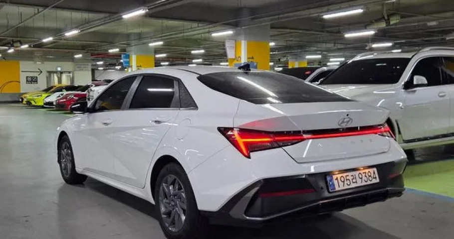 Hyundai Avante (Elantra) 