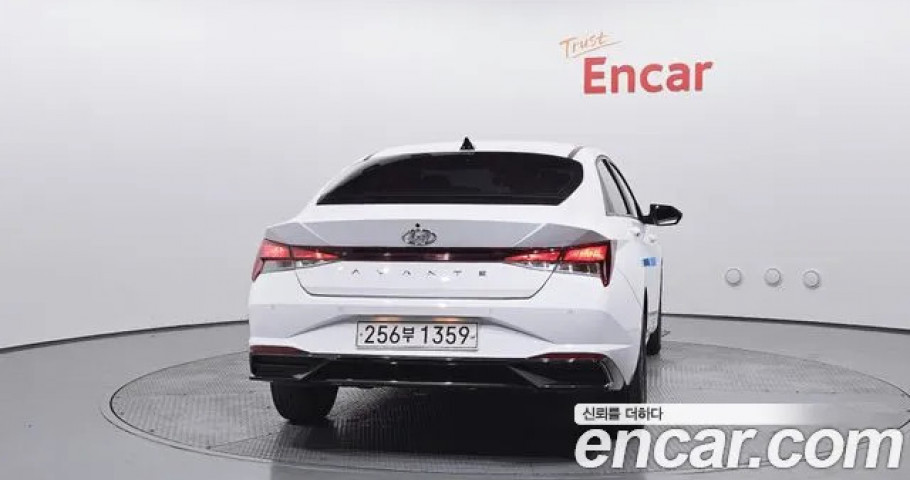 Hyundai Avante (Elantra) 