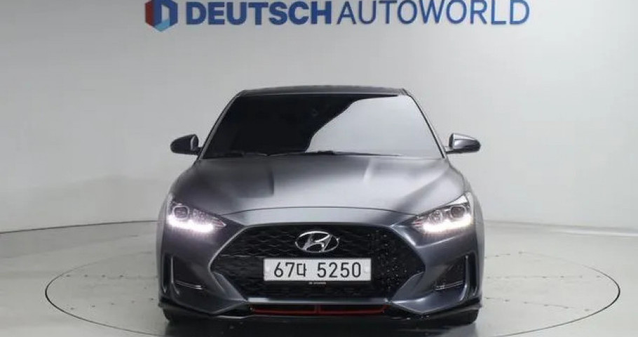 Hyundai Veloster 